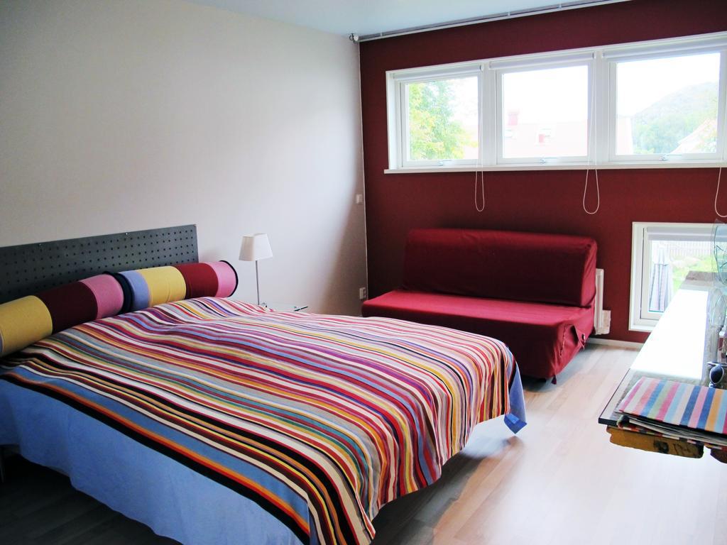 Noesundsgarden Hotell & Vandrarhem Esterno foto